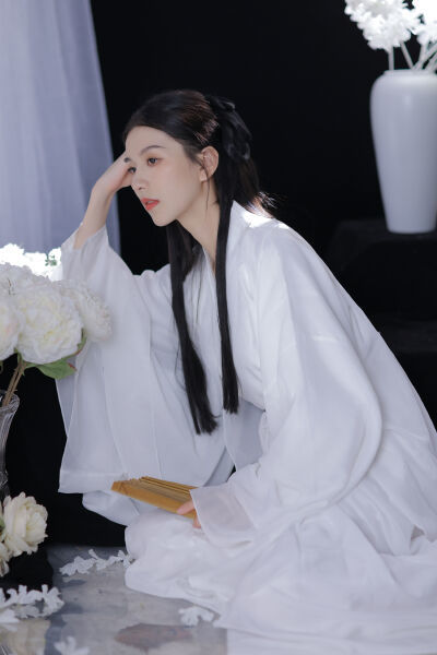 丰满大胸年轻继坶