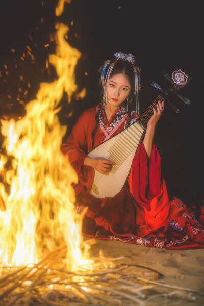 女人把腿张开叫男人桶免费视频