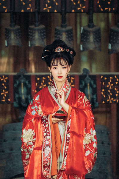 白晶晶mv果冻传媒妻子