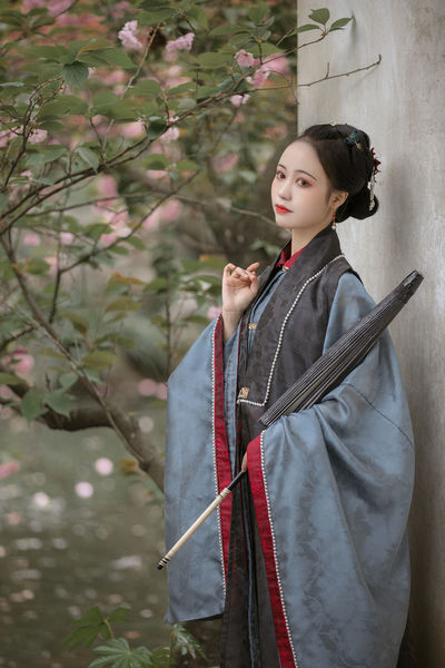 瑜伽教练3韩国色情在线