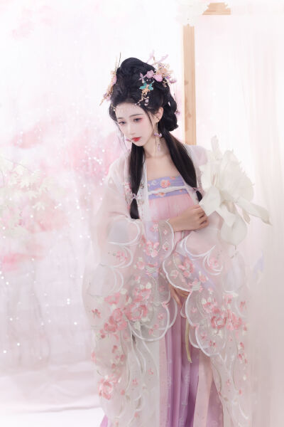 白晶晶mv果冻传媒妻子