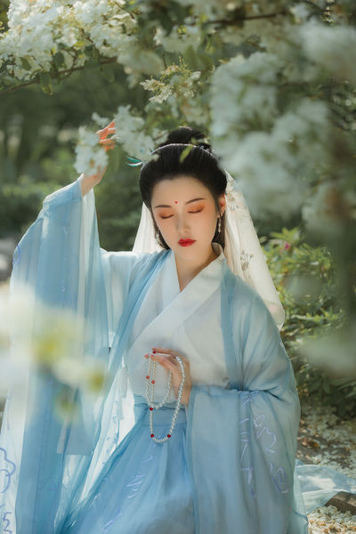 腿再开一点就可以吃到扇贝了视频