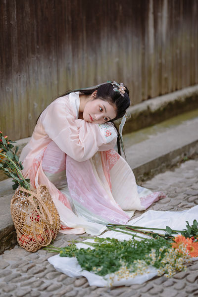 罚女仆夹震蛋器憋尿